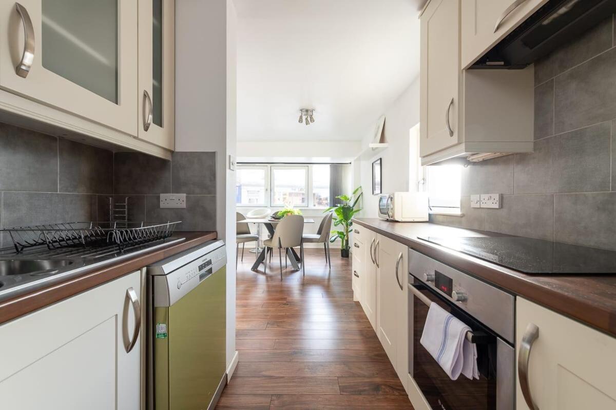 City Center,2 Bedroom Apartment With Parking CBG Exteriér fotografie